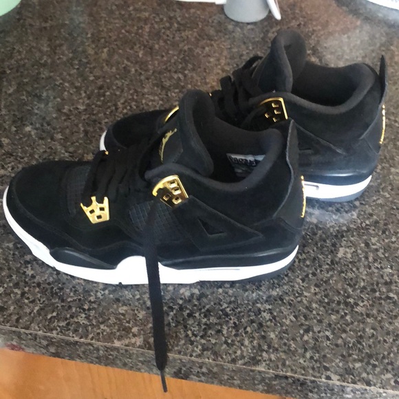 🔥SOLD🔥Air Jordan Retro Royalty 4s - Picture 4 of 4